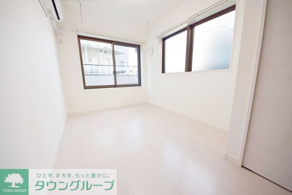 THE ROOM'S文京千駄木の物件内観写真